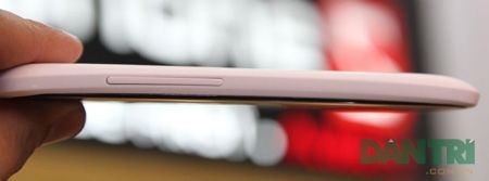 Đập hộp điện thoại lõi tứ HTC One X đầu tiên về Việt Nam