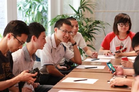 Nokia đưa 4 điện thoại Lumia đầu tiên về Việt Nam - 8 Nokia đưa 4 điện thoại Lumia đầu tiên về Việt Nam