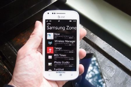 Samsung ra mắt điện thoại Windows Phone 4G giá rẻ - 6 Samsung ra mắt điện thoại Windows Phone 4G giá rẻ