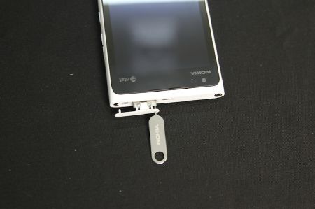 Nokia Lumia 900 về Việt Nam giá 12,3 triệu đồng