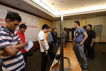 TV Samsung, Sony, LG “đọ sức” tại Sài Gòn