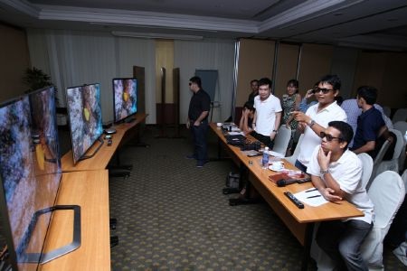 TV Samsung, Sony, LG “đọ sức” tại Sài Gòn