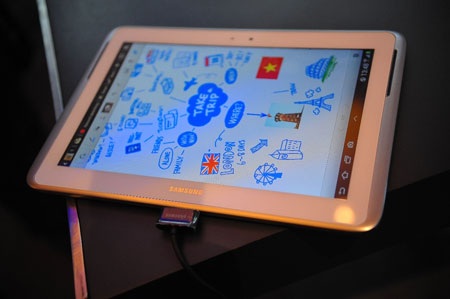 Máy tính bảng Galaxy Note “khổng lồ” ra mắt tại VN - 3 Máy tính bảng Galaxy Note “khổng lồ” ra mắt tại VN