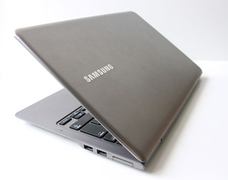 Samsung Series 5 535 với kiểu dáng siêu mỏng