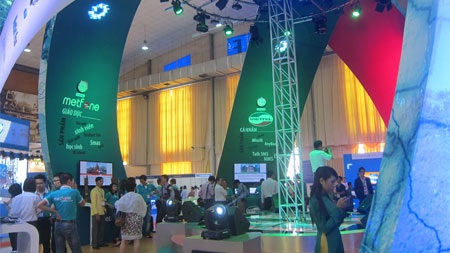 Gian hàng VTC mobile trưng bày các dịch vụ game dành cho di động.