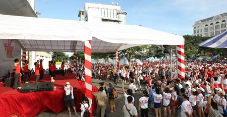 Hàng chục ngàn người vui nhảy Zumba