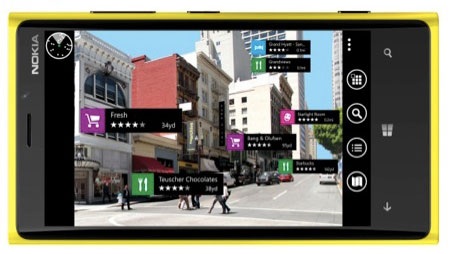 Nokia City Lens hiển thị thông tin về đường phố qua màn hình
camera