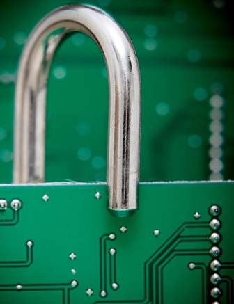 Google cam kết hỗ trợ người dùng Việt Nam an toàn khi truy cập Internet.