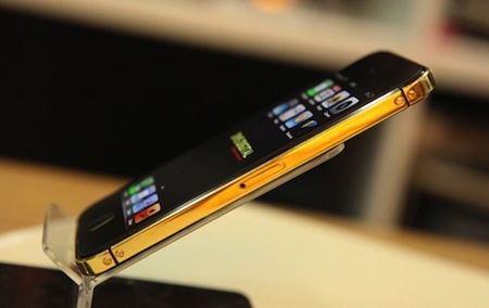 iPhone 5 đúc vàng nguyên khối giá 380 triệu tại Việt Nam - 4 Khôi Linh
