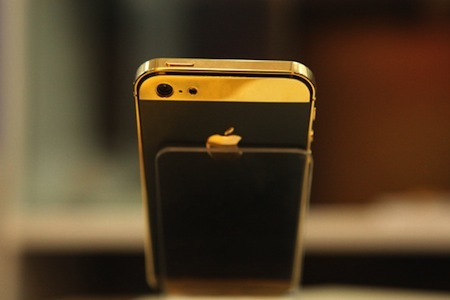 iPhone 5 đúc vàng nguyên khối giá 380 triệu tại Việt Nam - 7 Khôi Linh