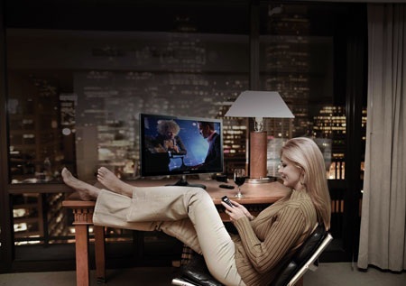 Công nghệ Magic Angle mang đến góc nhìn rộng và linh hoạt
cho người dùng