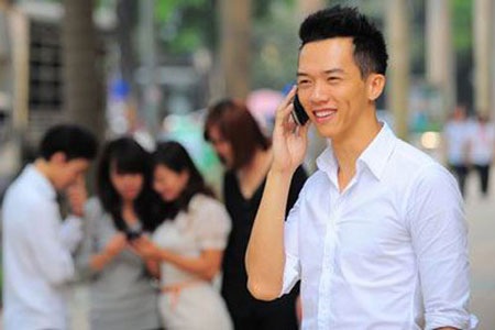 Lượng SIM kích hoạt mới giảm 10 lần - 1 Normal