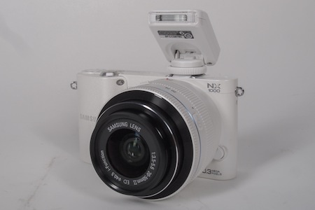 Đập hộp máy ảnh Samsung NX1000 sắp bán tại Việt Nam - 3 Normal