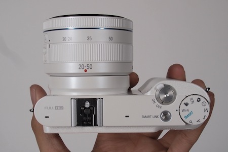 Đập hộp máy ảnh Samsung NX1000 sắp bán tại Việt Nam - 5 Normal