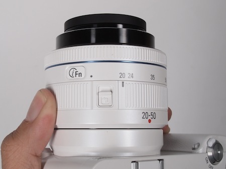 Đập hộp máy ảnh Samsung NX1000 sắp bán tại Việt Nam - 8 Normal