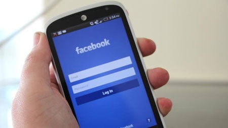“Lộ” chân dung điện thoại Facebook Phone - 1 “Lộ” chân dung điện thoại Facebook Phone