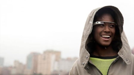 Google Glass sẽ thành “cục gạch” nếu bị bán lại - 1 Google Glass không được phép chuyển nhượng nếu không được sự cho phép.