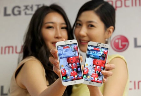 LG bán được nửa triệu điện thoại Optimus G Pro sau 40 ngày - 1 LG bán được 500.000 điện thoại Optimus G Pro sau 40 ngày.