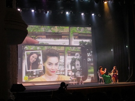 Thử nghiệm tính năng chụp ảnh trên Galaxy S4.