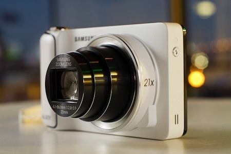 Xem Galaxy Camera chụp ảnh khó tại Himalaya - 7 Nếu không tận tay chụp, có lẽ ít ai tin chiếc máy nhỏ gọn
này có khả năng chụp đẹp đến thế