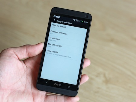 Đánh giá HTC One chuẩn bị bán tại Việt Nam - 10 5 biểu tượng trên màn hình khoá.