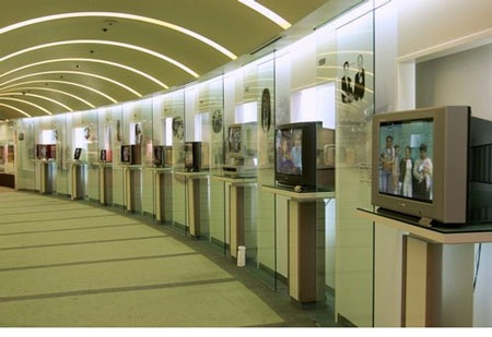 Tham quan trụ sở chính của Samsung tại Hàn Quốc - 8 Một góc Samsung Digital City với kiến trúc hiện đại và cảnh quan thoáng đãng