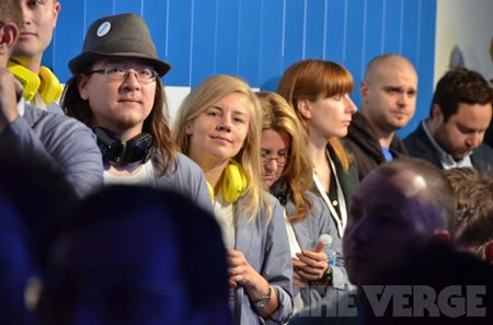 Nokia Lumia 925 viền nhôm ra mắt, tháng 6 "lên kệ" - 2 Giới truyền thông tham dự sự kiện của Nokia tại London.