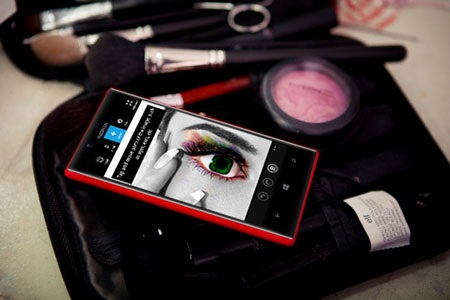 Nơi ý tưởng thời trang tụ hội: Nokia Lumia 720