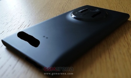 Lộ ảnh chi tiết điện thoại Nokia EOS chụp ảnh 41 megapixel - 4 Phần camera được thiết lồi lên giống như dòng điện thoại