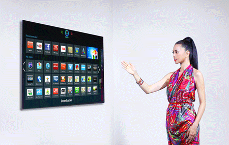 Ngô Thanh Vân “múa tay” điều khiển TV Samsung
