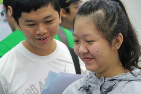 Hai anh em ruột Tuấn Anh – Trúc Anh đều may mắn giành được phiếu off 50%