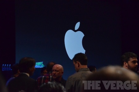 Các quan khách đến từ sớm