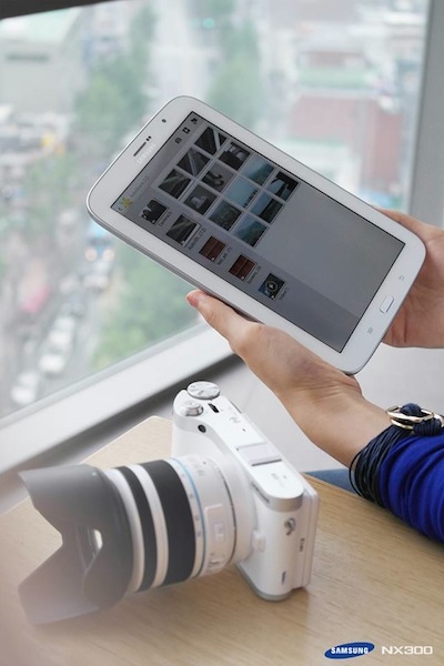 AutoShare giữa Samsung NX300 và Samsung Galaxy Note 8.0
