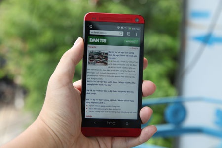 Đập hộp HTC One màu đỏ đặc biệt tại Việt Nam - 1 Đập hộp HTC One màu đỏ đặc biệt tại Việt Nam