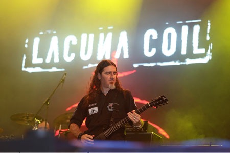 Battle of The Bands 2013 - Đêm của đam mê - 3 Sự xuất hiện Lacuna Coil đã thổi bừng ngọn lửa đam mê của các rock fans Sài thành