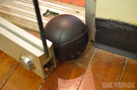 Phía sau cuộc đua “Made in America” của các đại gia công nghệ - 3 Nexus Q đã trở thành quả bom xịt dù là sản phẩm Made in America.