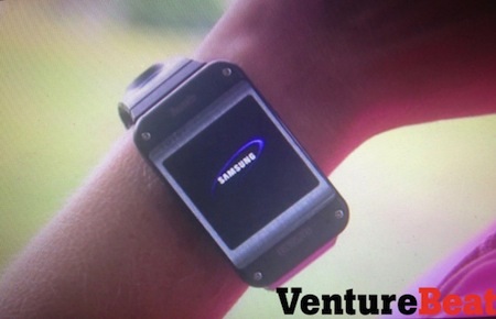 Đồng hồ thông minh Galaxy Gear lộ ảnh trước ngày ra mắt - 1 Galaxy Gear xuất hiện với màn hình 3 inch.