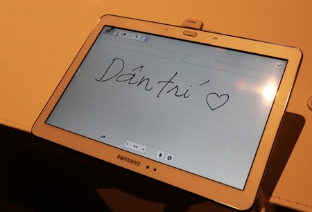 Samsung ra mắt Galaxy Note 10.1 phiên bản mới với màn hình siêu nét - 8 Khôi Linh, T.Thủy