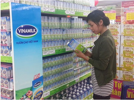 Sữa nước và công nghệ chế biến hiện đại không cần chất bảo quản - 2 Các sản phẩm sữa nước đa dạng với bao bì tiện dụng và an toàn, phù hợp với cuộc sống hiện đại.