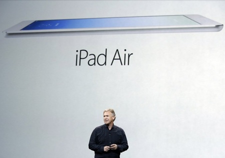 iPad Air nhanh hơn rất nhiều so với iPad 4 - 1 iPad Air đạt tốc độ xử lý nhanh hơn gần gấp đôi so với iPad 4.