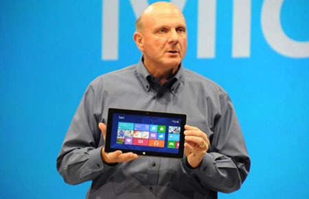 CEO Steve Ballmer tin “ngày tươi đẹp” của Microsoft vẫn ở phía trước - 1 CEO Steve Ballmer trong lễ ra mắt máy tính bảng Surface.