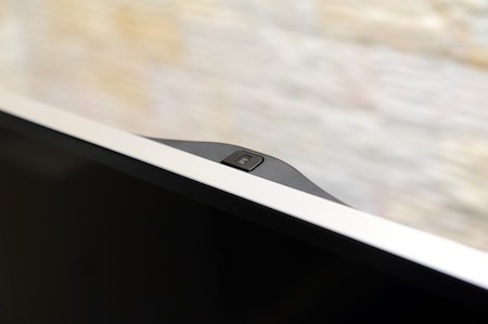 Samsung UHD F9000 vừa được bán ra thị trường với hai model
model 55 inch và model 65 inch.