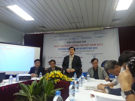 Việt Nam đã xuất hiện hình thái của chiến tranh mạng - 1 Họp báo trước ngày khai mạc