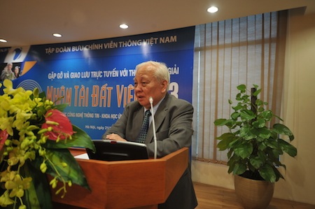 GS.VS Nguyễn Văn Hiệu là người luôn đồng hành cùng với Giải thưởng NTĐV trong suốt 9 năm qua.