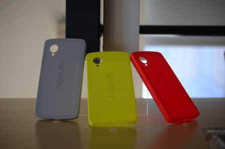 LG Nexus 5 ra mắt với cấu hình “khủng”, chạy Android 4.4 KitKat - 12 Bao lưng 3 màu sắc dành cho Nexus 5.