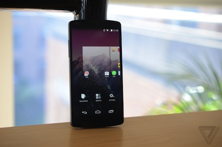 LG Nexus 5 ra mắt với cấu hình “khủng”, chạy Android 4.4 KitKat - 11 Bao lưng 3 màu sắc dành cho Nexus 5.