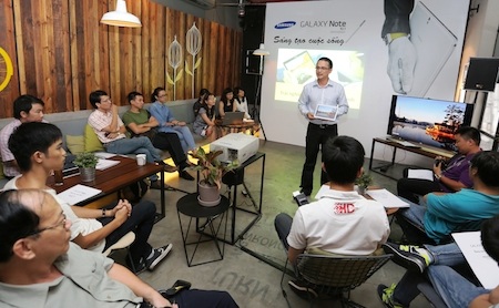 Ảnh chính thức của Galaxy Note 10.1: