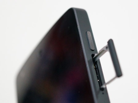 Nexus 5 về Việt Nam sớm với giá 12,5 triệu - 10 Khe cắm SIM.