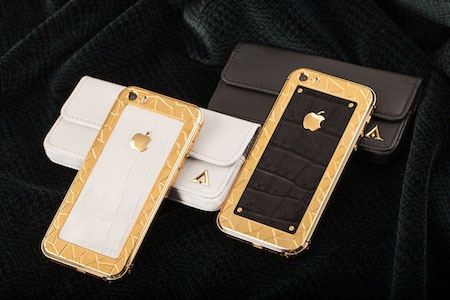 Cận cảnh iPhone 5S chế tác mạ vàng bọc da cá sấu tại Việt Nam - 8 Sản phẩm đi kèm bao da làm bằng tay.