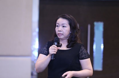 Phòng hội chứng về thị giác do sử dụng máy tính quá nhiều - 1 Bác sĩ Nguyễn Thị Mai chia sẻ thông tin về hội chứng CVS trong một buổi họp báo